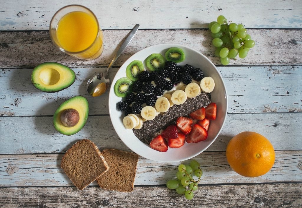 Healthy and light meal for beginner runners diet